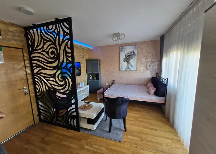 Relax Novi Sad, Telep Újvidék